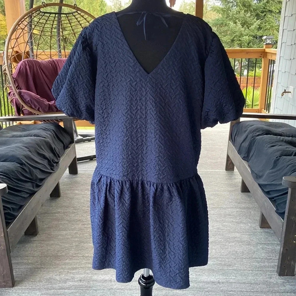 Hudson North|  Easy V-Neck Mini Dress - Picture 12 of 12